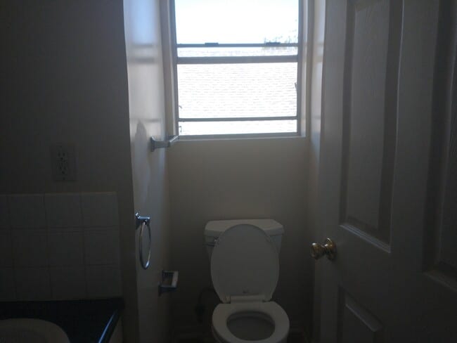 Photo - 1329 W 29th St