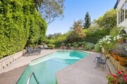 Photo - 10966 Strathmore Dr House