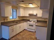 Kitchen - 713 N Corvette Dr Unit 1