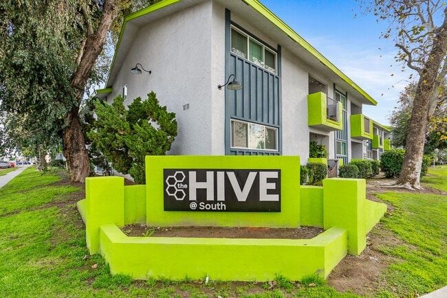 Photo - the HIVE @ Ackerfield (5565 Ackerfield)