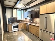 Photo - 130 S Hewitt St House