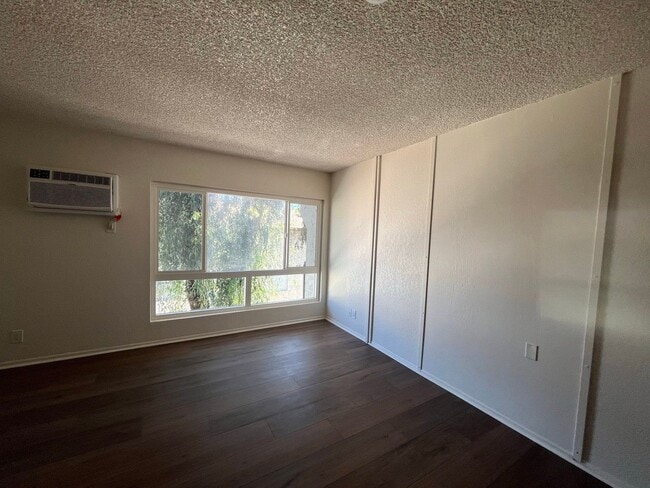 Photo - 9010 Tobias Ave Unit 317