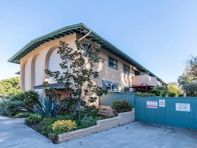 Building Photo - Perfectly Located 1BD/1BA Condo Near Mission Bay! Only $2,295/mo! Unit 224