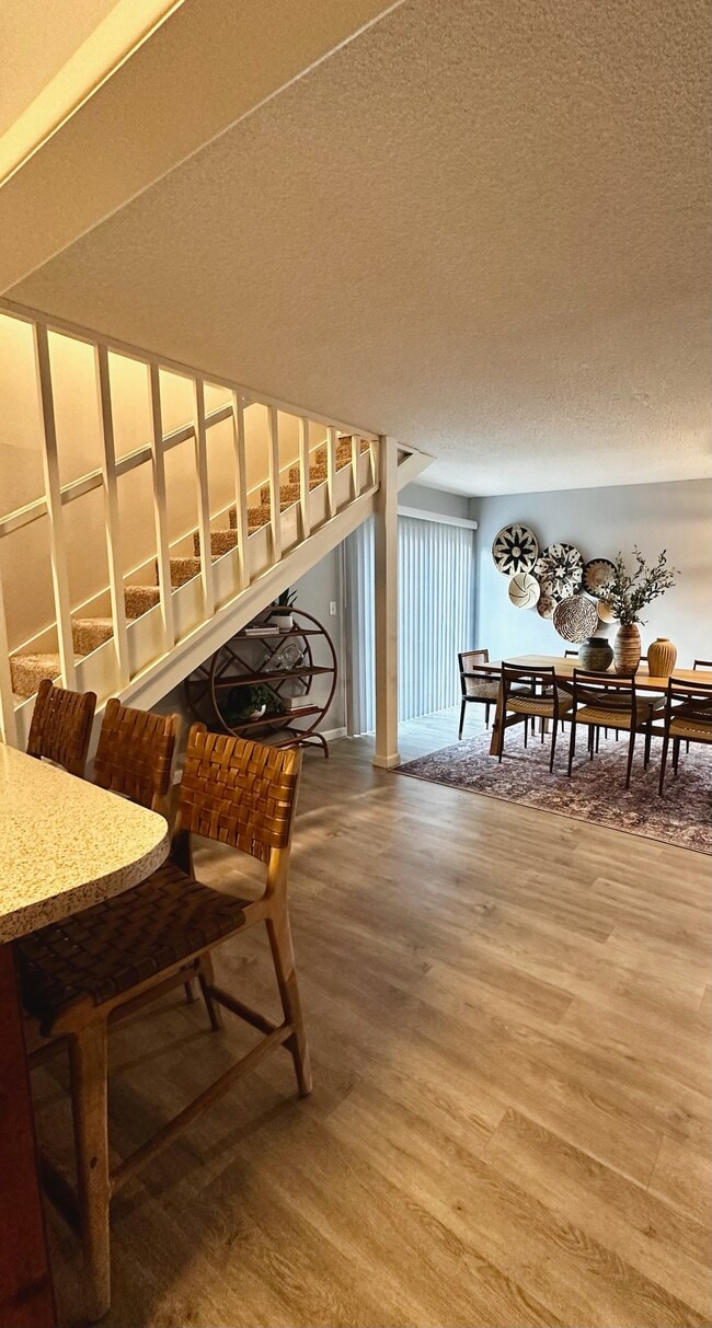 Photo - 5563 Gala Ave