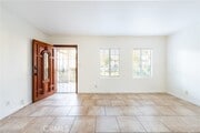 Photo - 644 W Riggin St Townhome