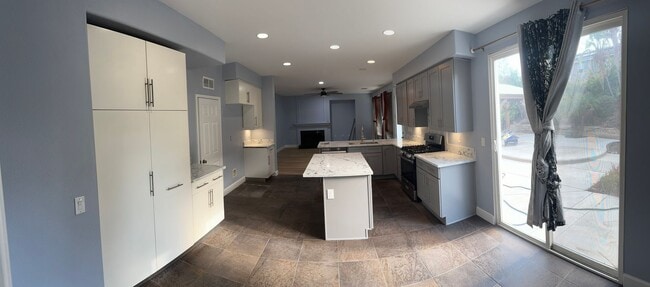 Photo - Even Better in Person - 4 bedroom + Office / 3 Bathroom Corona Home