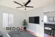 Photo - 1184 E 52nd St Unit 1184 3/4