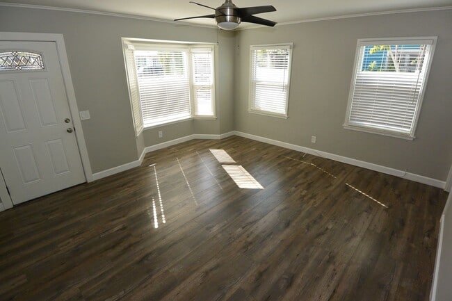 Photo - Charming 2 BD + Office, 1 BA Single Family Home, Eastside Costa Mesa