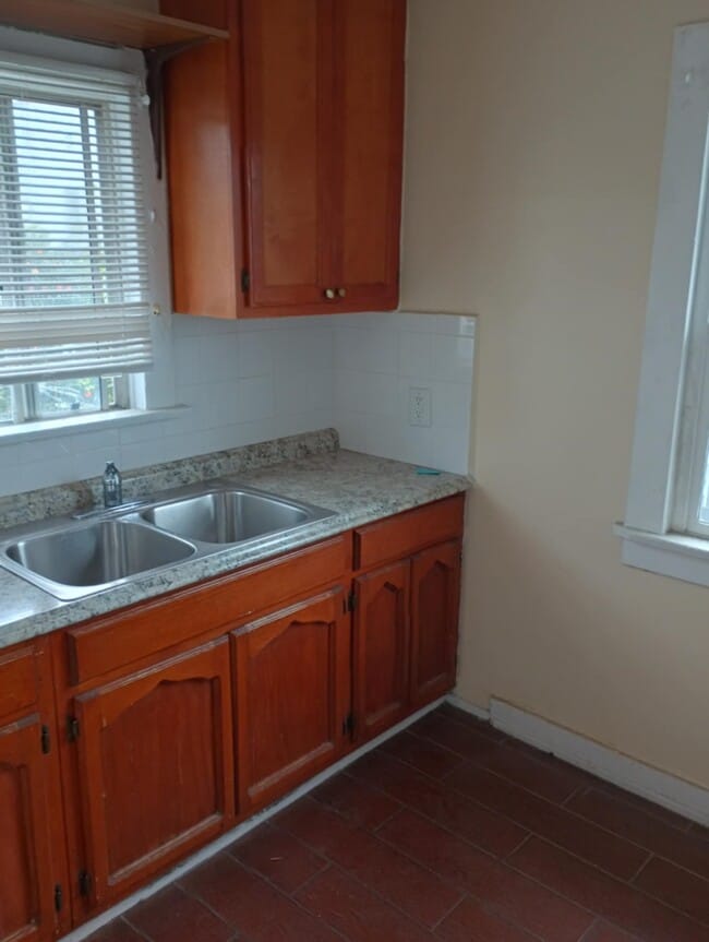 Photo - 1522 W 29th St