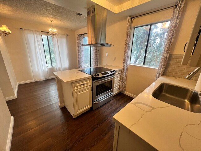 Photo - Large 1BR/1BA Updated End Unit (Upper Floor) Condo in Alpine Oaks