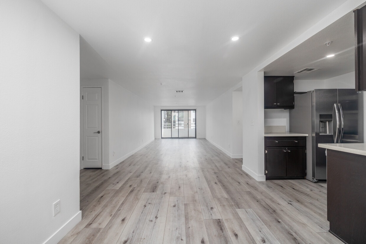 3D Tour - Terraces at La Cienega