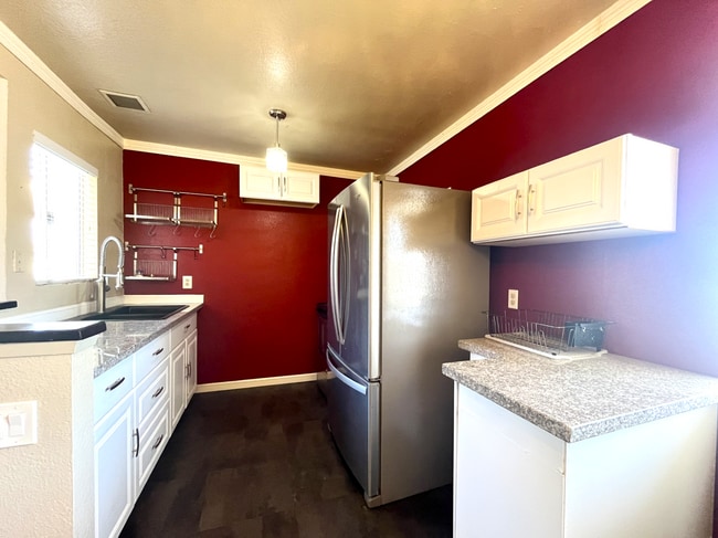 Photo - 3719 Oak Creek Dr