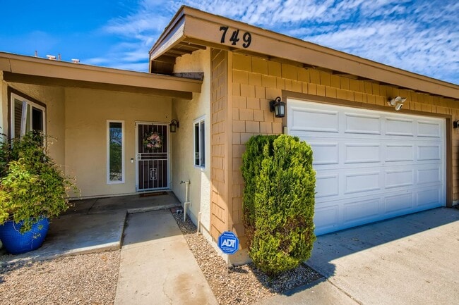 Photo - Impressive Oceanside Home For Rent