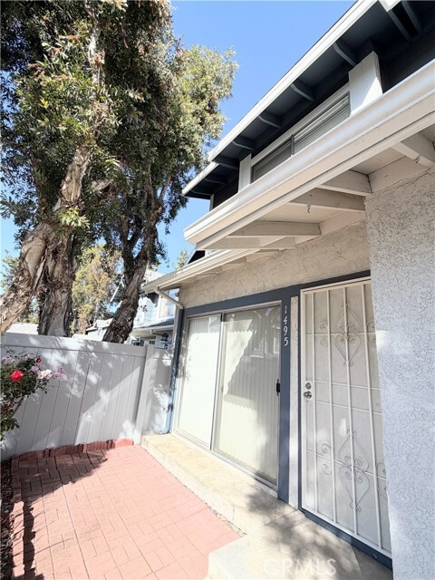 Photo - 1495 McCabe Way