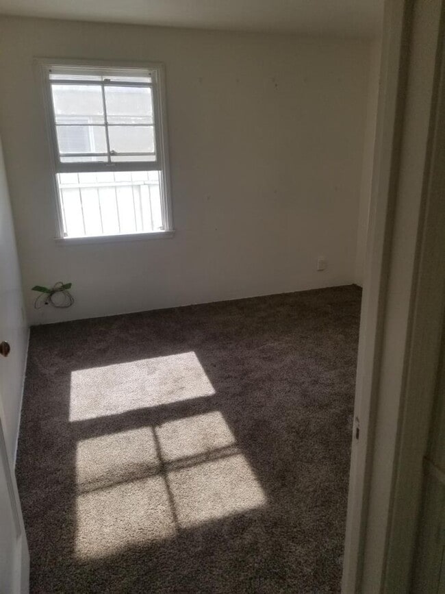 Photo - 2BD/1BA Bungalow in East Cypress, Santa Ma...