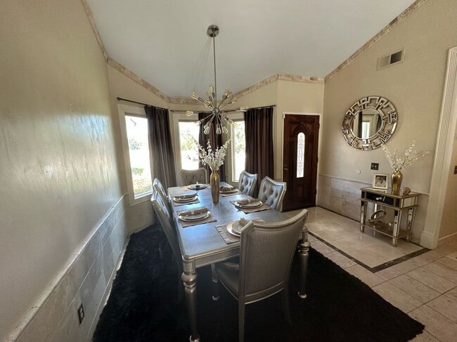 Photo - 11296 Heathcliff Dr