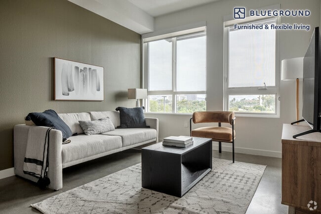 Building Photo - 101 River Pk Dr Rental