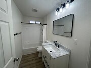 Photo - 448 Victoria Ln