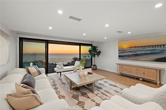 Building Photo - 37 Blue Lagoon