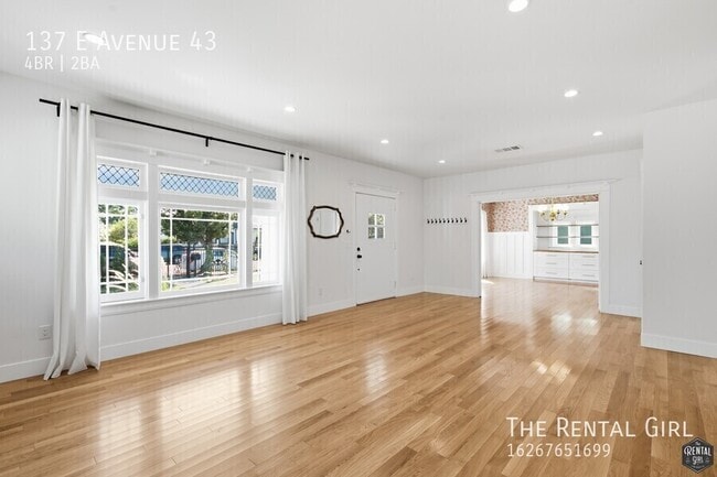 Photo - 137 E Ave 43