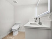 Photo - 1598 Long BCH