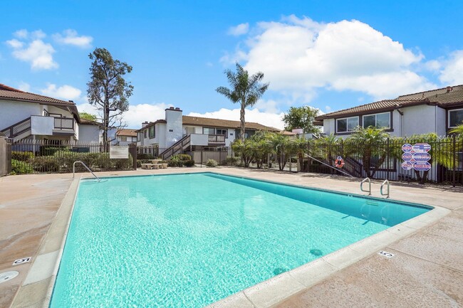 Building Photo - Santee Condo 3 bedroom Upstairs Unit.