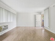 Photo - 1520 Hayworth Ave Unit 17