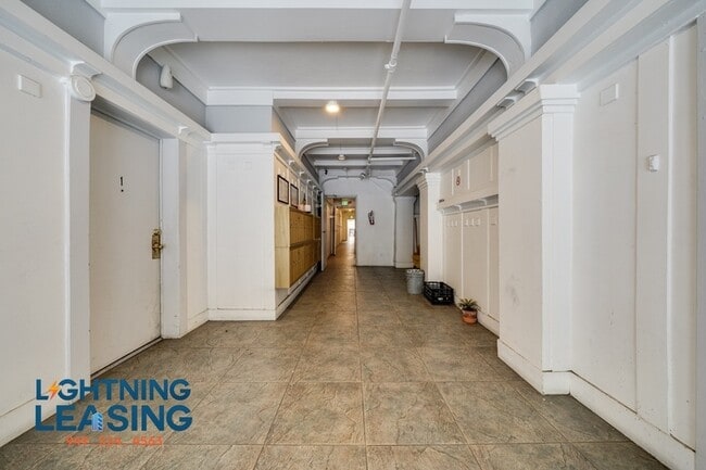 Photo - 1420 Flower St Unit 7