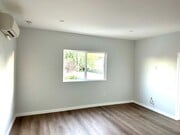 Photo - 19421 Ventura Blvd Unit 4