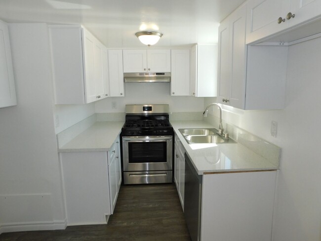 Photo - ALB190-192 Unit 190