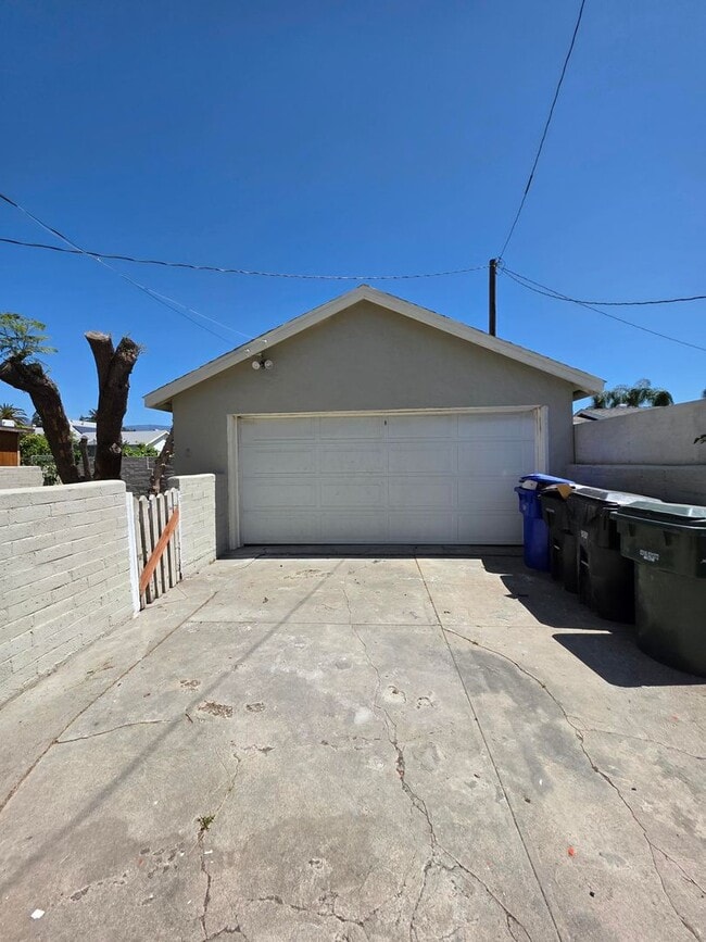 Photo - Look At The Porch!!