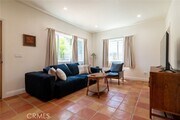 Photo - 613 W Olive Ave