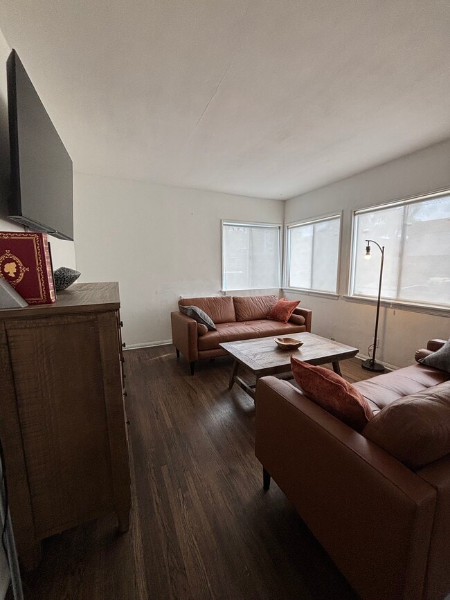 Photo - 3820 Keystone Ave Unit Keystone -  1