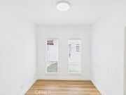 Photo - 1533 E 3rd St