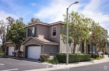 Building Photo - 1570 E Hastings Way Rental