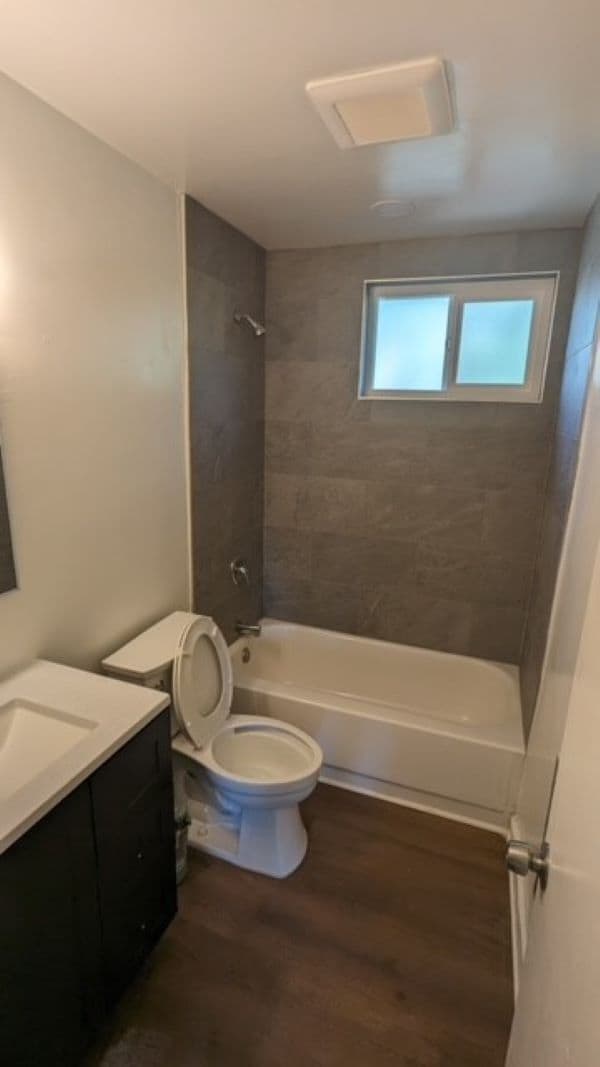 Photo - 10420 Commerce Ave Unit 2