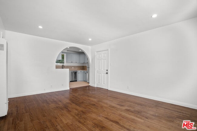 Photo - 616 Sunset Ave Unit B