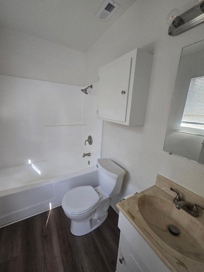 Photo - 4360 Tenth St Unit 2
