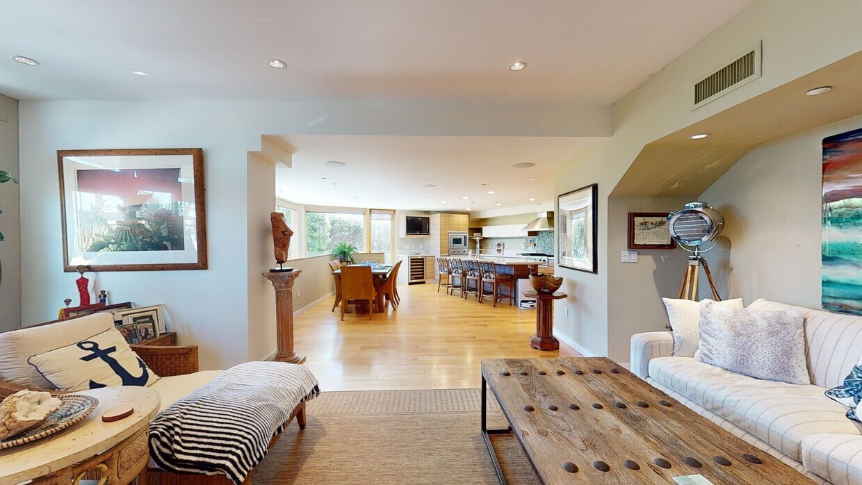 3D Tour - 1052 Anchorage Ln