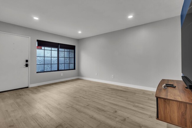 Photo - 3097 W Cheryllyn Ln