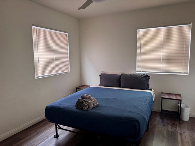 Photo - 4419 W Rosecrans Ave Unit 4421 1/2