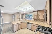 Photo - 332 Kanan Rd Townhome