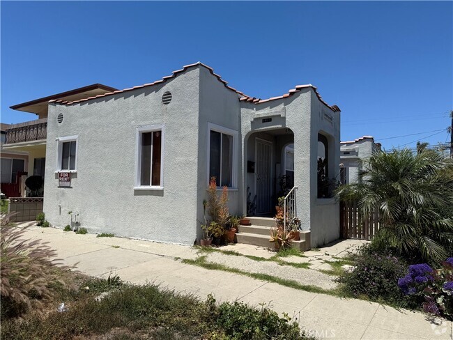 Building Photo - 1062 W 24th St Unit 2-2 Rental