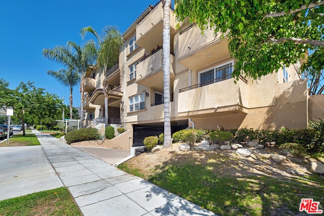 Photo - 650 E Palm Ave Unit 302
