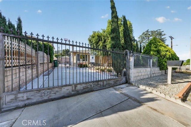 Photo - 11407 Delano St
