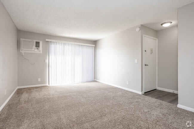 2BR, 1BA - 980SF - Living Room - ELEVATE APARTMENT HOMES