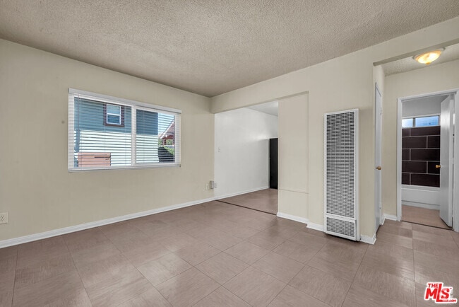 Building Photo - 3610 Percy St Unit 1 Rental