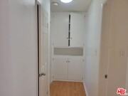 Photo - 320 S Hobart Blvd Unit 8