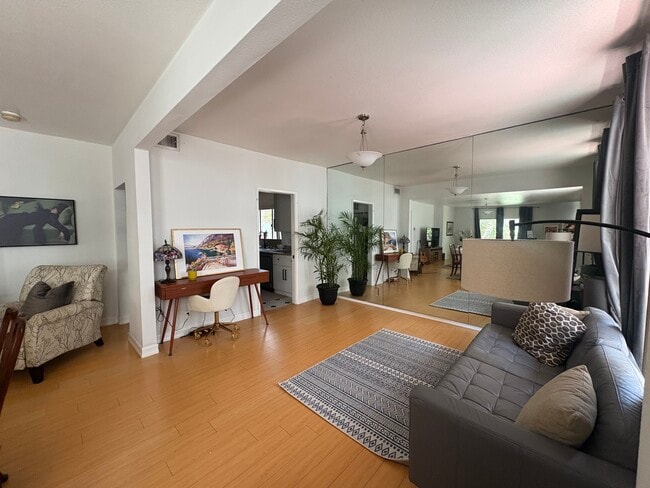 Photo - 1209 Amherst Ave Condo Unit 102