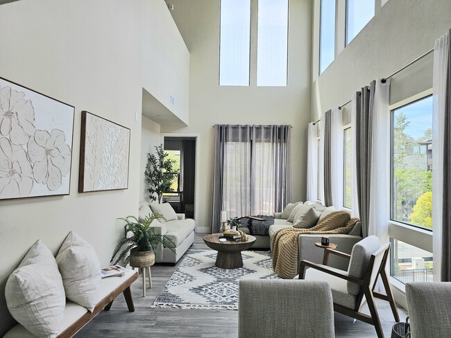 Main Living Rm - 8536 Aspect Dr Condo Unit 1